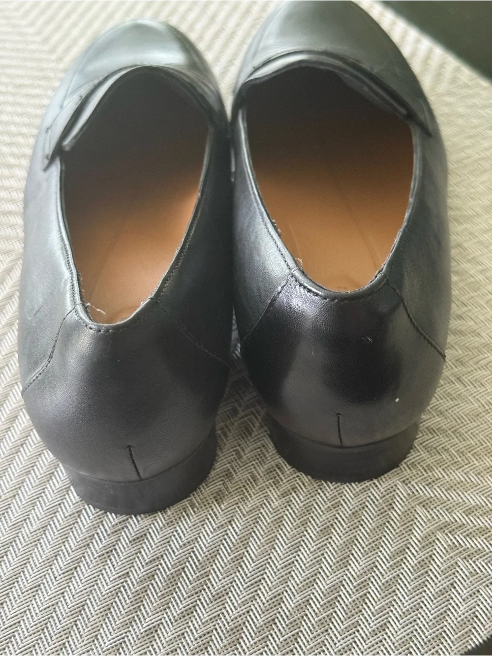 Clark's Women's Un Blush Go Penny Loafer Black Leather Size 8 Career Comfort
